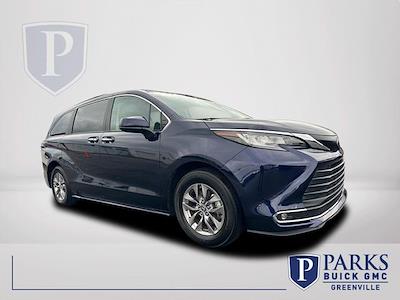 2023 Toyota Sienna FWD Minivan for sale #8G4985 - photo 1