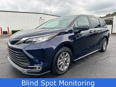 2023 Toyota Sienna FWD Minivan for sale #8G4985 - photo 1