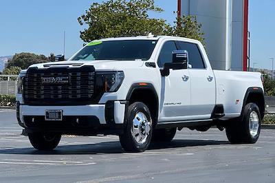 2025 GMC Sierra 3500 Crew Cab 4WD Pickup for sale #33125A - photo 1