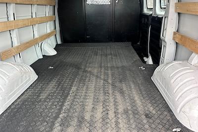 Used 2024 GMC Savana 2500 - photo 1