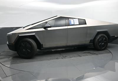 Used 2025 Tesla Cybertruck Base Crew Cab for sale #E33990 - photo 2