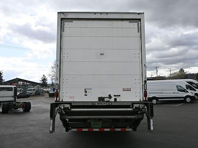 Used 2019 Hino 268A Single Cab Box Truck for sale #E84660 - photo 2