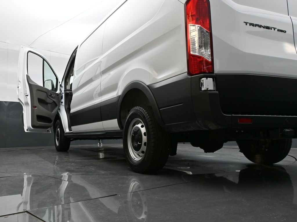New 2026 Ford Transit 250 - photo 32
