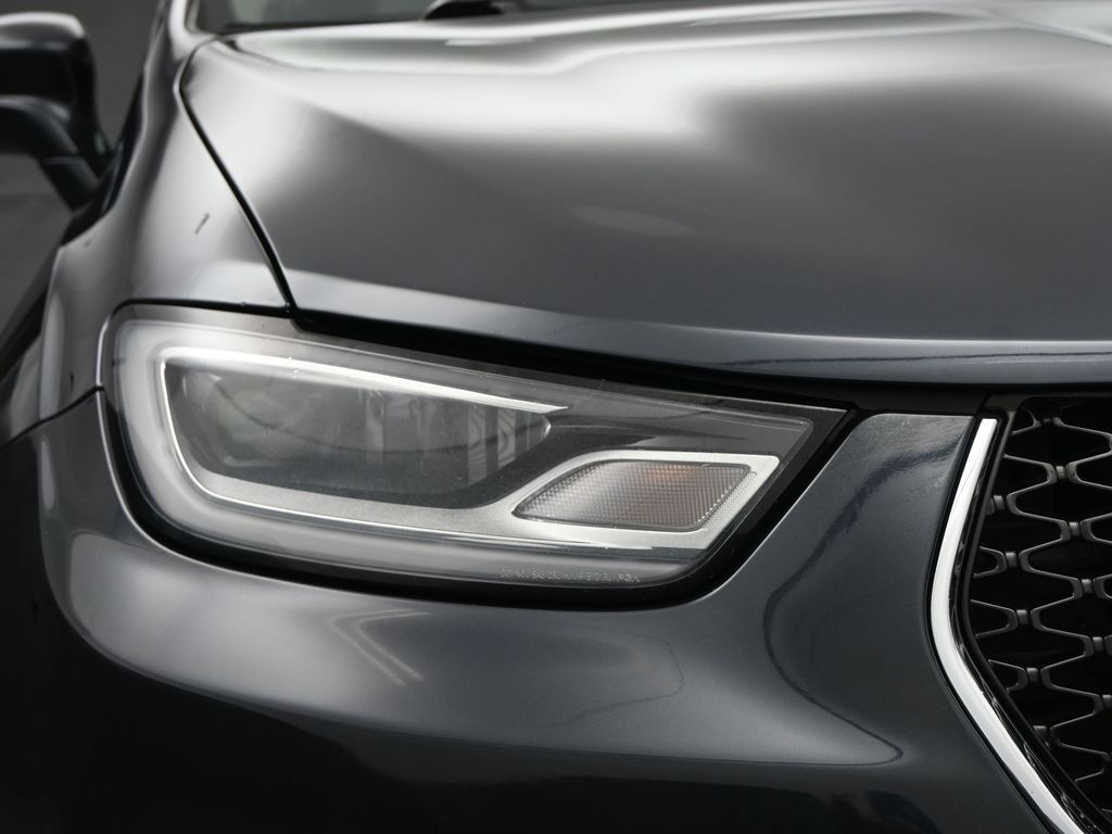 Used 2021 Chrysler Pacifica - photo 12