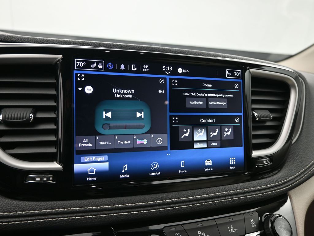 Used 2021 Chrysler Pacifica - photo 19
