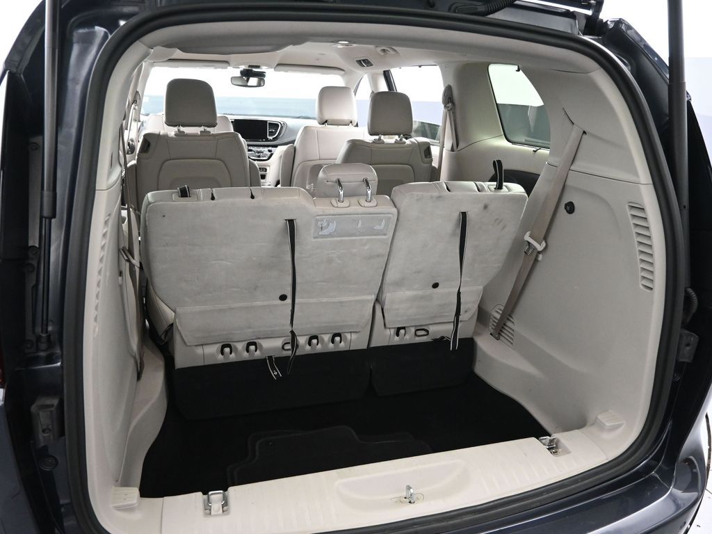Used 2021 Chrysler Pacifica - photo 29