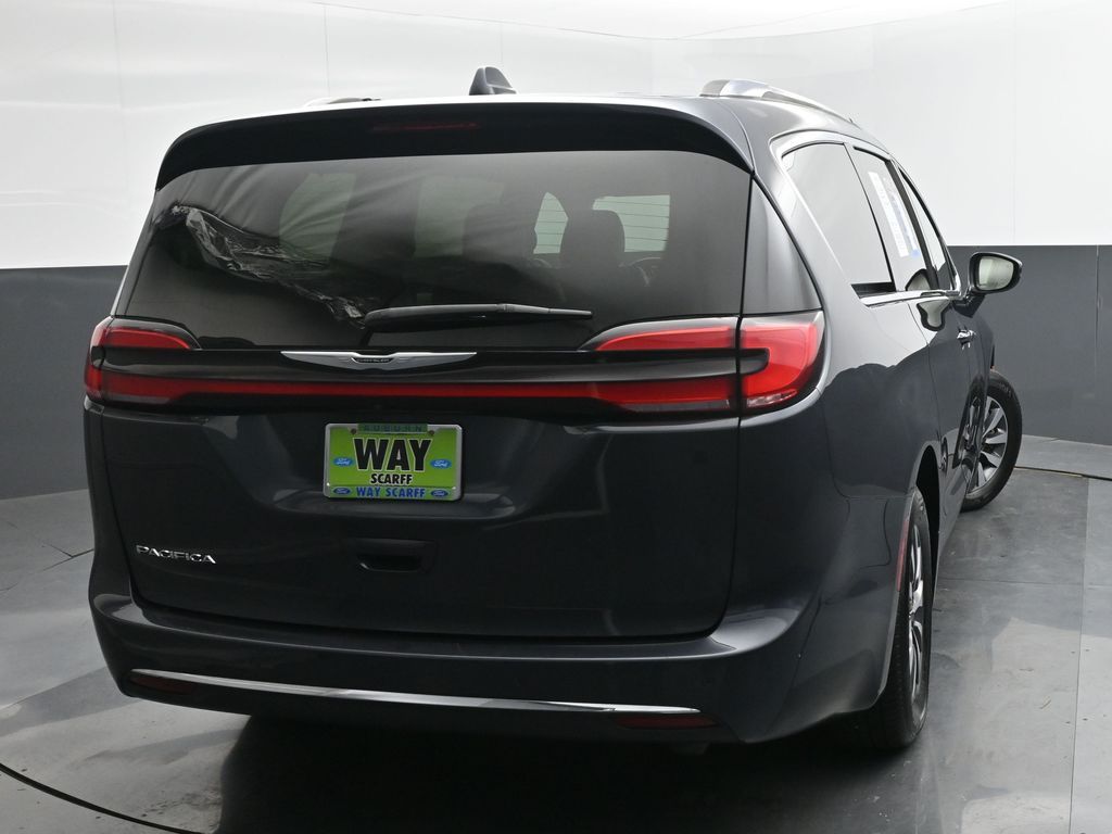 Used 2021 Chrysler Pacifica - photo 7