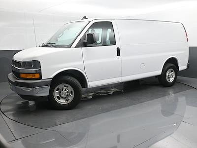 Used 2020 Chevrolet Express 2500 - photo 2