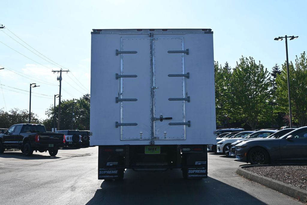 Used 2013 Ford E-450 - photo 7