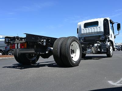 2025 Isuzu NRR Regular Cab DRW 4x2 Cab Chassis for sale #E78340 - photo 2