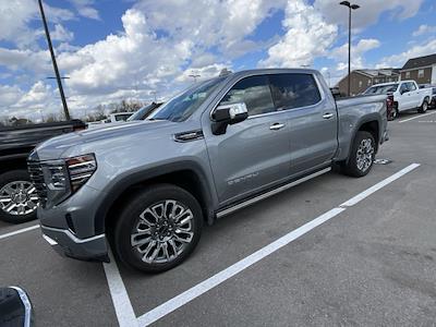 Used 2025 GMC Sierra 1500 - photo 1
