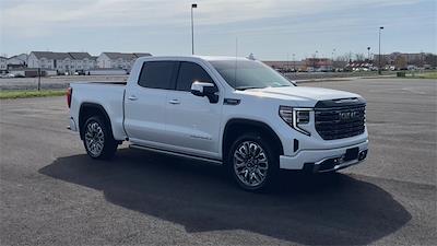 Used 2025 GMC Sierra 1500 - photo 1