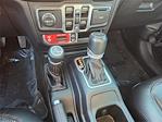 2021 Jeep Gladiator Crew Cab 4x4 Pickup for sale #25T4229B - photo 18