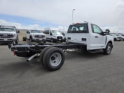 2025 Ford F-350 Regular Cab DRW 4x2 Cab Chassis for sale #F25T0628 - photo 2