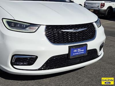 2024 Chrysler Pacifica FWD Minivan for sale #P15791 - photo 2