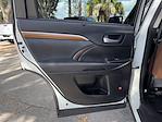 2017 Toyota Highlander FWD SUV for sale #DM4170A - photo 24