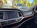 2017 Toyota Highlander FWD SUV for sale #DM4170A - photo 42