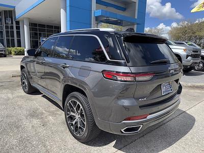 Used 2022 Jeep Grand Cherokee - photo 1