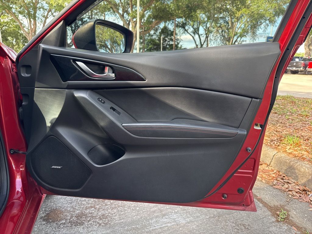 Used 2014 Mazda3 - photo 22
