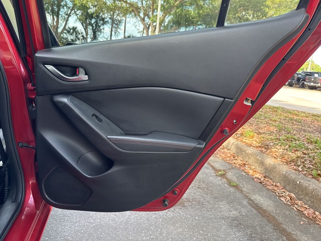 Used 2014 Mazda3 - photo 25