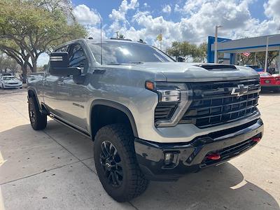 Used 2025 Chevrolet Silverado 2500 - photo 1