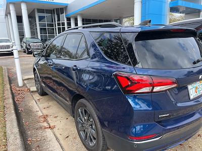 Used 2022 Chevrolet Equinox - photo 1
