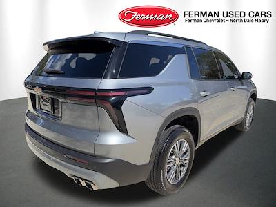 Used 2025 Chevrolet Traverse - photo 1