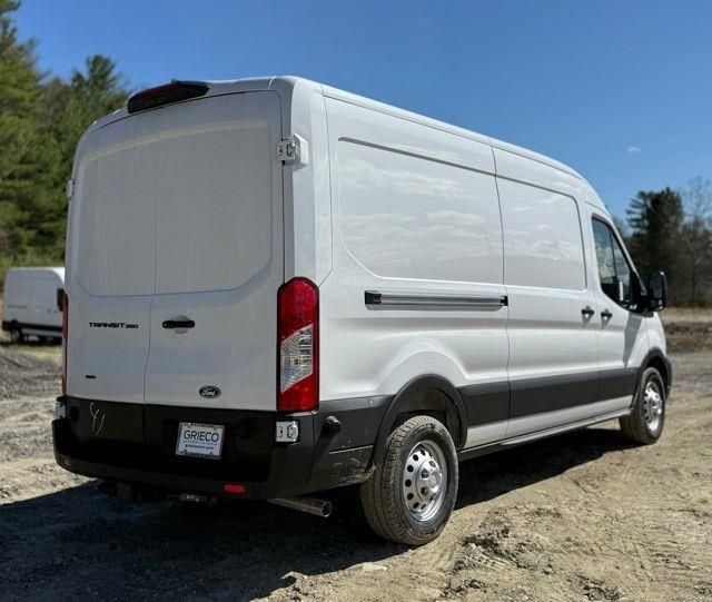 New 2026 Ford Transit 250 - photo 6