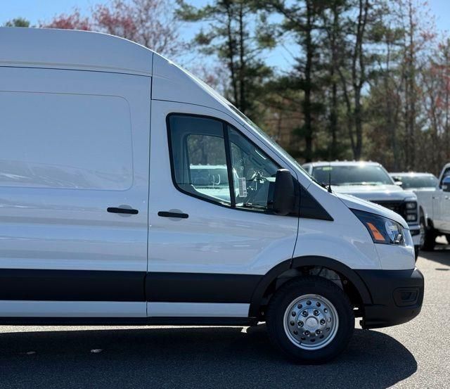 New 2026 Ford Transit 250 - photo 5