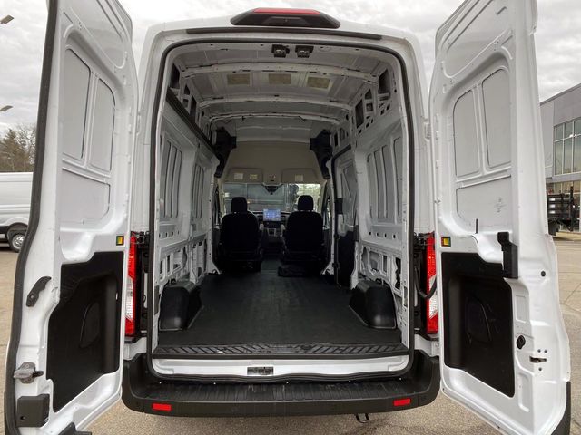 Used 2022 Ford E-Transit 350 - photo 8