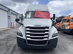 Used 2020 Freightliner Cascadia Detroit Diesel DD15 Semi Truck with Sleeper Cab for sale #241395 - photo 3