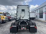 Used 2020 Freightliner Cascadia Detroit Diesel DD15 Semi Truck with Sleeper Cab for sale #241395 - photo 6