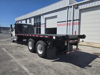 Used 2017 Freightliner M2 106 Conventional Cab Flatbed Truck for sale #671100 - photo 2