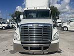 Used 2017 Freightliner Cascadia Detroit Diesel DD15 Semi Truck for sale #672046 - photo 3