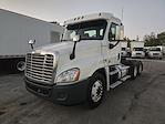 Used 2017 Freightliner Cascadia Day Cab 6x4 Semi Truck for sale #672973 - photo 1