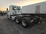 Used 2017 Freightliner Cascadia Day Cab 6x4 Semi Truck for sale #672973 - photo 2