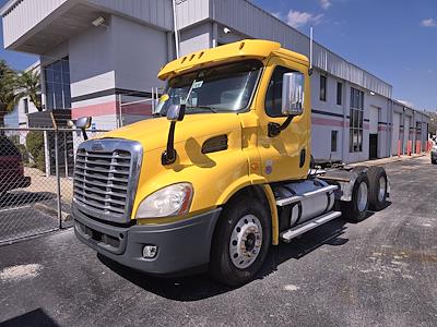 Used 2017 Freightliner Cascadia Detroit DD13 Semi Truck for sale #675126 - photo 1