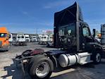 Used 2017 Freightliner Cascadia Detroit DD13 Semi Truck for sale #678659 - photo 2