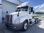 Used 2018 Freightliner Cascadia Detroit DD13 Semi Truck for sale #684927 - photo 1
