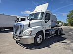 Used 2018 Freightliner Cascadia Detroit DD13 Semi Truck for sale #685219 - photo 1