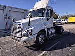Used 2018 Freightliner Cascadia Cummins X15 Semi Truck for sale #785937 - photo 1