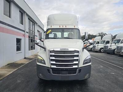 Used 2018 Freightliner Cascadia Detroit DD13 Semi Truck for sale #789817 - photo 2