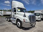 Used 2019 Freightliner Cascadia Detroit DD13 Semi Truck for sale #804308 - photo 4
