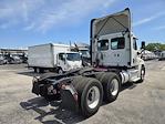 Used 2019 Freightliner Cascadia Detroit DD13 Semi Truck for sale #804308 - photo 5