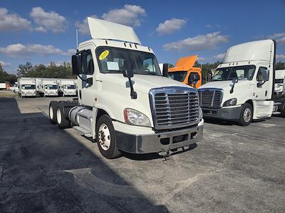 Used 2019 Freightliner Cascadia Detroit DD13 Semi Truck for sale #813802 - photo 1