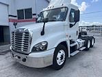 Used 2019 Freightliner Cascadia Detroit Diesel DD15 Semi Truck for sale #835436 - photo 3