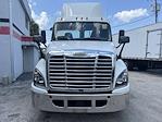 Used 2019 Freightliner Cascadia Detroit Diesel DD15 Semi Truck for sale #835436 - photo 4