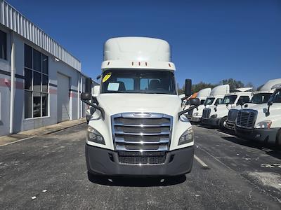 Used 2019 Freightliner Cascadia - photo 1