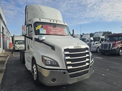 Used 2019 Freightliner Cascadia Detroit DD13 Semi Truck for sale #859554 - photo 1