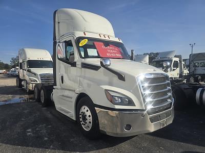 Used 2019 Freightliner Cascadia Detroit DD13 Semi Truck for sale #859557 - photo 1